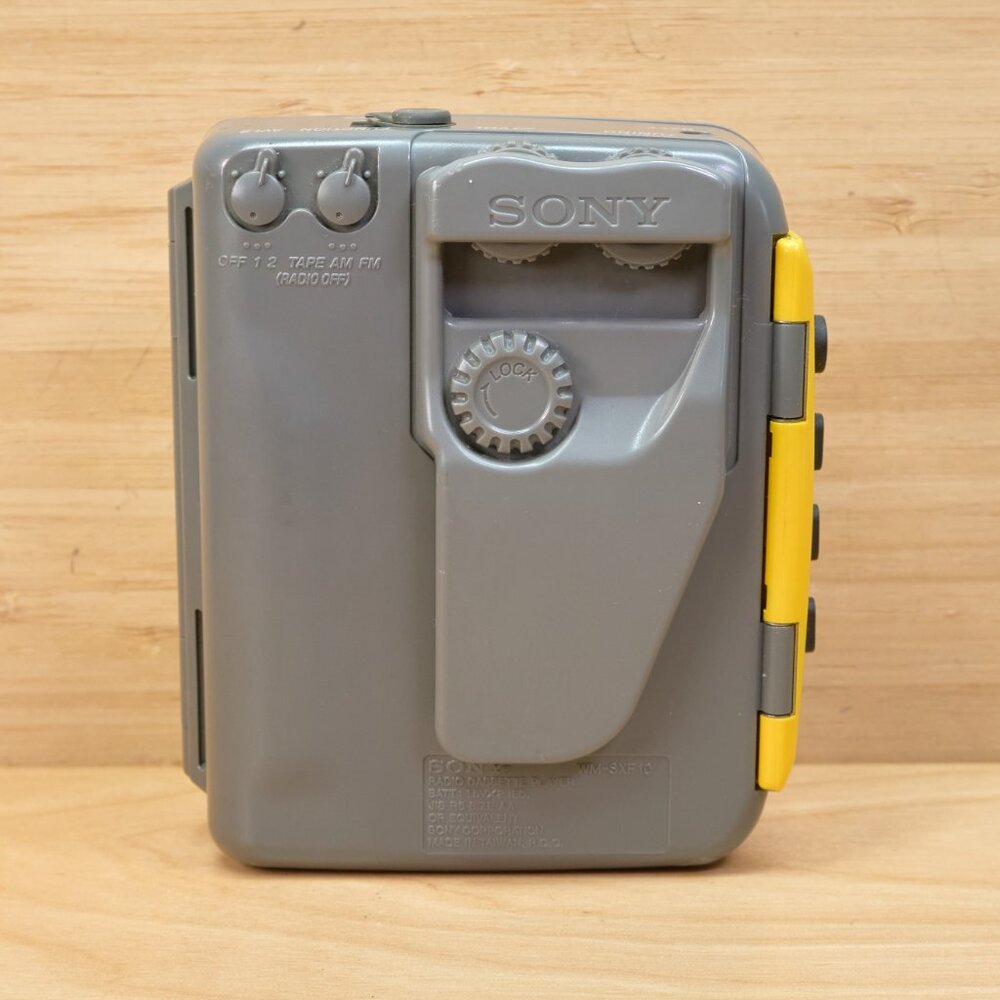 Sony Walkman Sports WM SXF10 Portable Radio and Cassette PLayer, Yellow - Picture 9 of 10